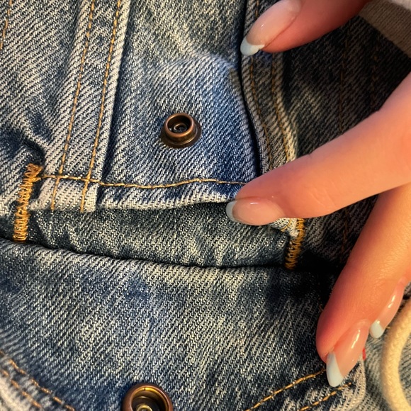 Levi’s Ex- Boyfriend Sherpa Hooded Trucker Jacket XS - Picture 7 of 12